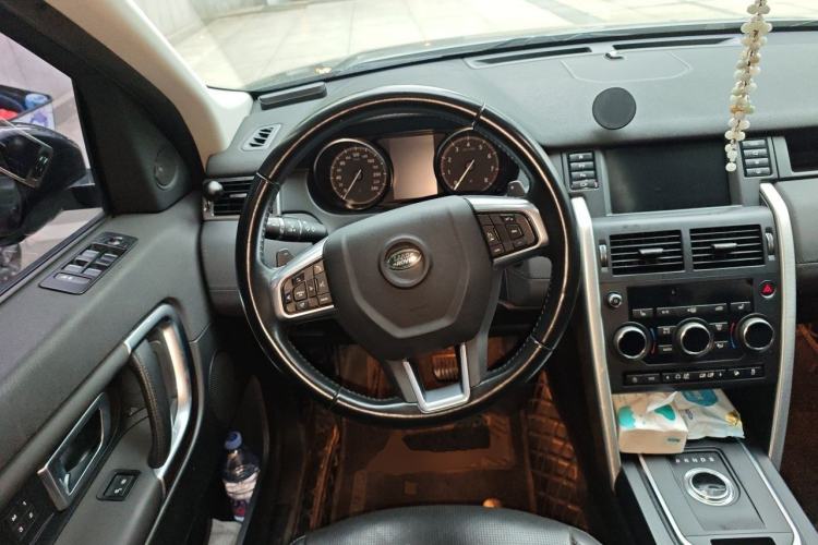 Used Land Rover Discovery Sport 2018 240 PS HSE Version Steering Wheel