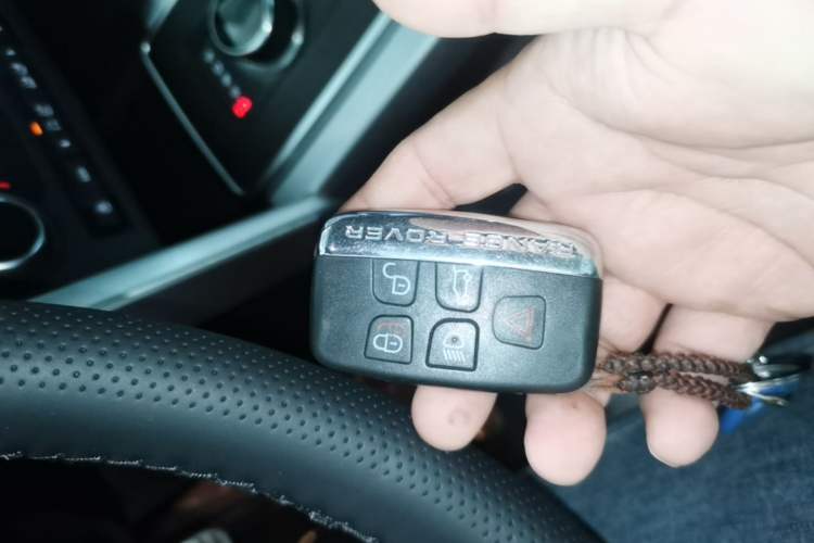 Used Land Rover Discovery Sport 2018 240 PS SE Version Vehicle Key