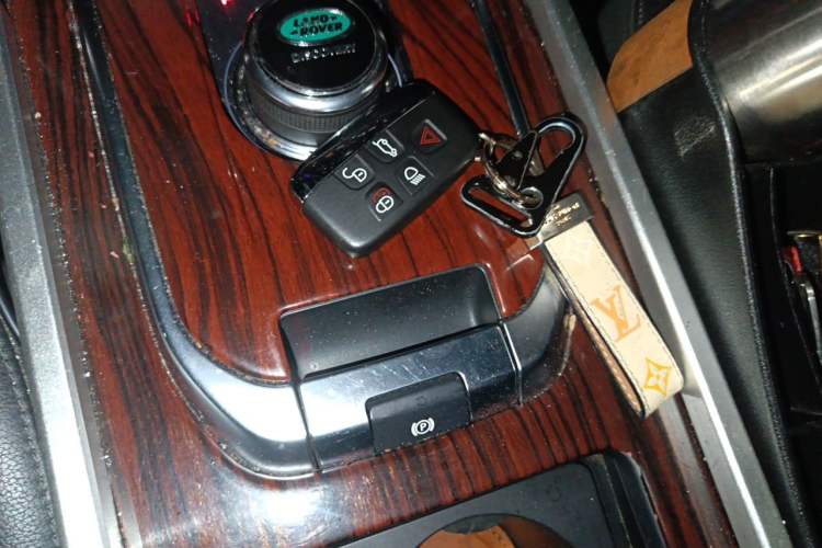 Used Land Rover Discovery Sport 2018 240 PS SE Version Vehicle Key