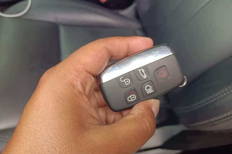 Used Land Rover Discovery Sport 2018 240 PS SE Version Vehicle Key