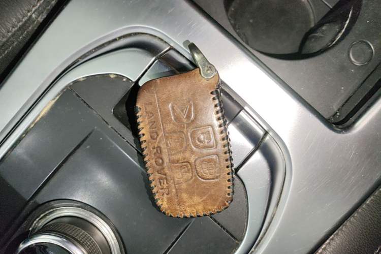 Used Land Rover Discovery Sport 2018 240 PS SE Version Vehicle Key