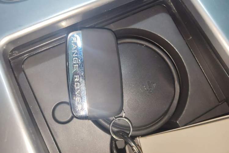 Used Land Rover Discovery Sport 2018 240 PS SE Version Vehicle Key