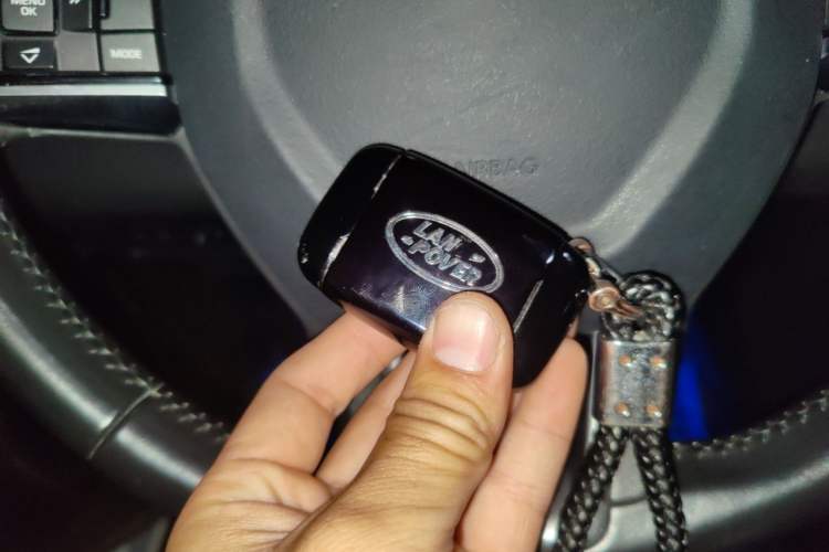Used Land Rover Discovery Sport 2018 240 PS SE Version Vehicle Key