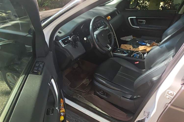 Used Land Rover Discovery Sport 2018 240 PS SE Version Driver Seat