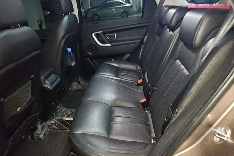 Used Land Rover Discovery Sport 2018 240 PS SE Version Left Rear Seat