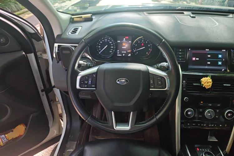 Used Land Rover Discovery Sport 2018 240 PS SE Version Steering Wheel