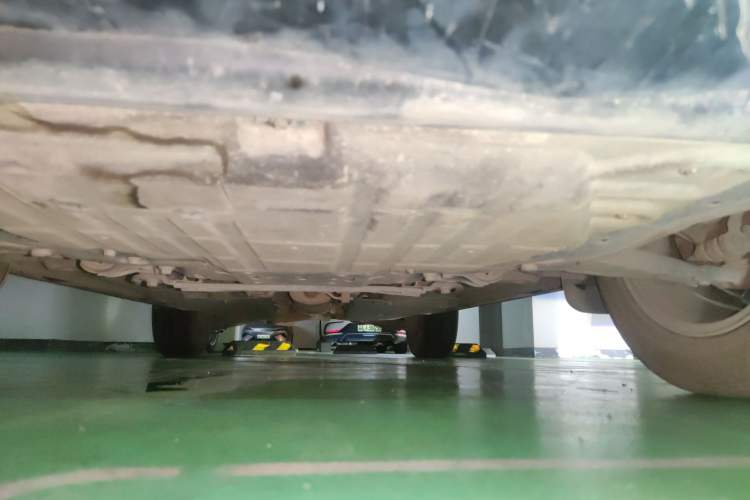 Used Land Rover Discovery Sport 2018 240 PS SE Version Chassis Front