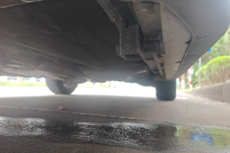 Used Land Rover Discovery Sport 2018 240 PS SE Version Chassis Front Left