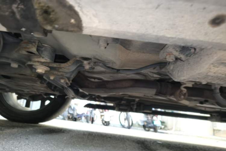 Used Land Rover Discovery Sport 2018 240 PS SE Version Chassis Front Left
