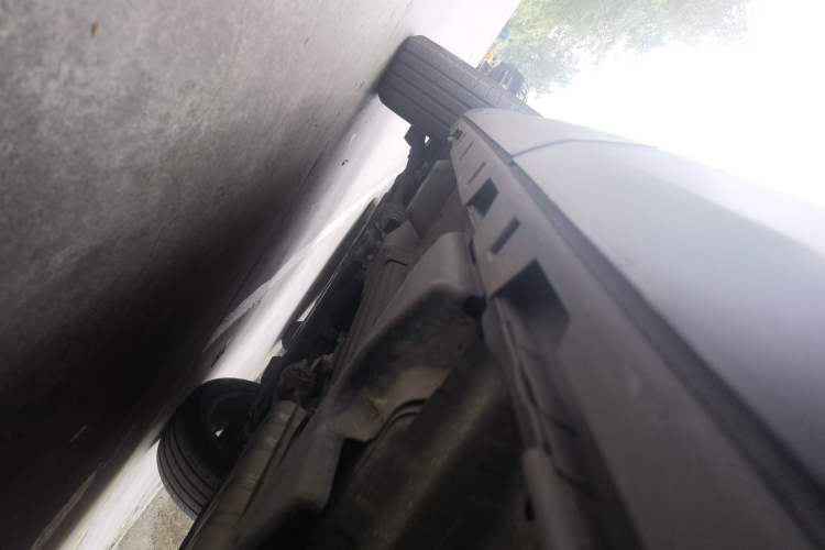 Used Land Rover Discovery Sport 2018 240 PS HSE Version Chassis Rear Left