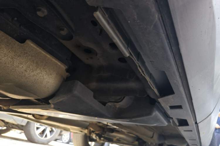 Used Land Rover Discovery Sport 2018 240 PS SE Version Chassis Rear Right