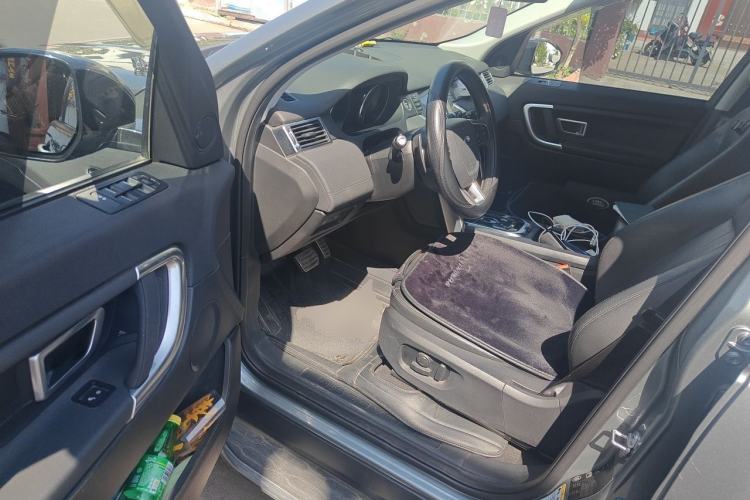 Used Land Rover Discovery Sport 2018 240 PS SE Version Driver Seat