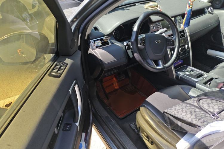 Used Land Rover Discovery Sport 2018 240 PS SE Version Driver Seat