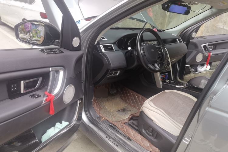 Used Land Rover Discovery Sport 2018 240 PS HSE Version Driver Seat