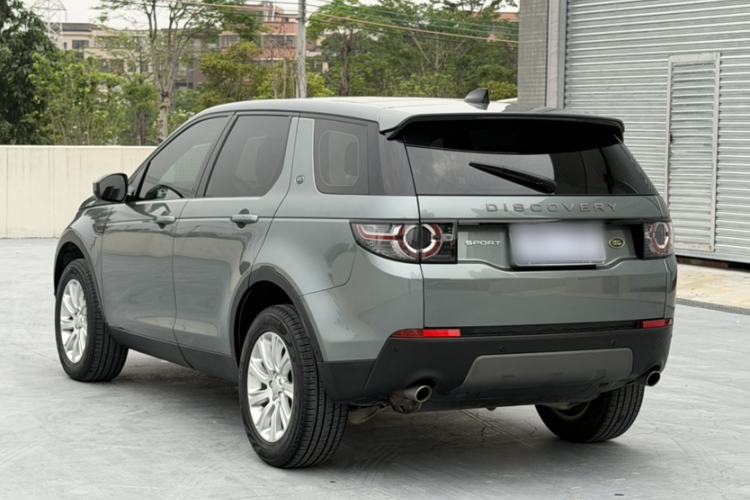 Used Land Rover Discovery Sport 2018 240 PS SE Version Exterior 4