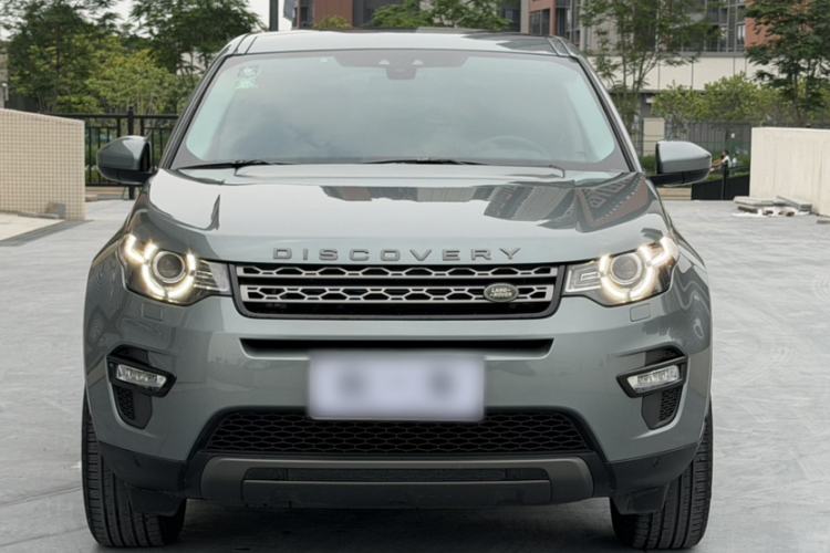 Used Land Rover Discovery Sport 2018 240 PS SE Version Exterior 5