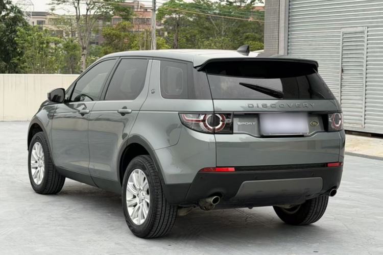 Used Land Rover Discovery Sport 2018 240 PS SE Version Exterior 8