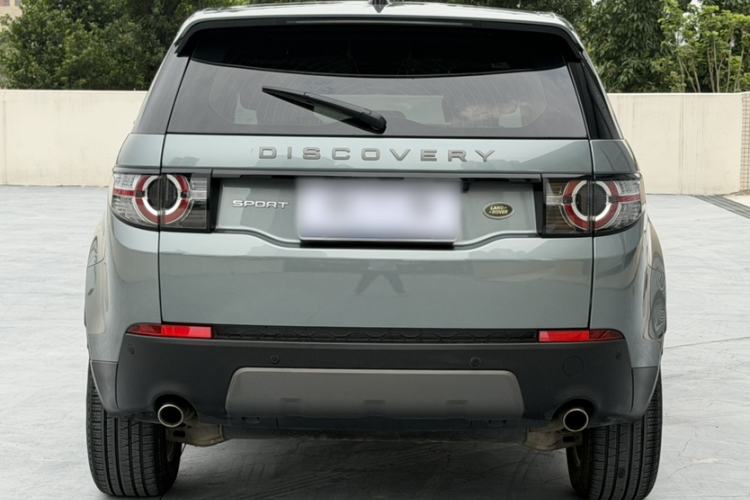 Used Land Rover Discovery Sport 2018 240 PS SE Version Exterior 9