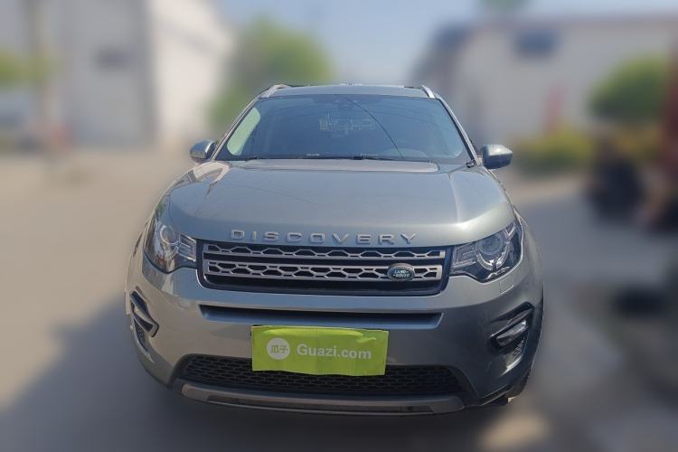 Used Land Rover Discovery Sport 2018 240 PS SE Version Front
