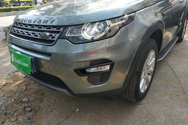 Used Land Rover Discovery Sport 2018 240 PS SE Version Left Front Headlight