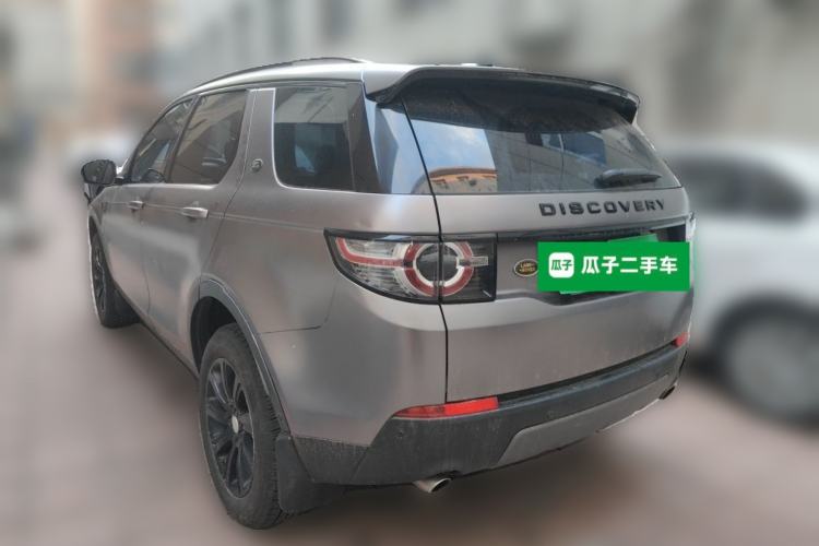 Used Land Rover Discovery Sport 2018 240 PS SE Version Rear Left 45 Deg