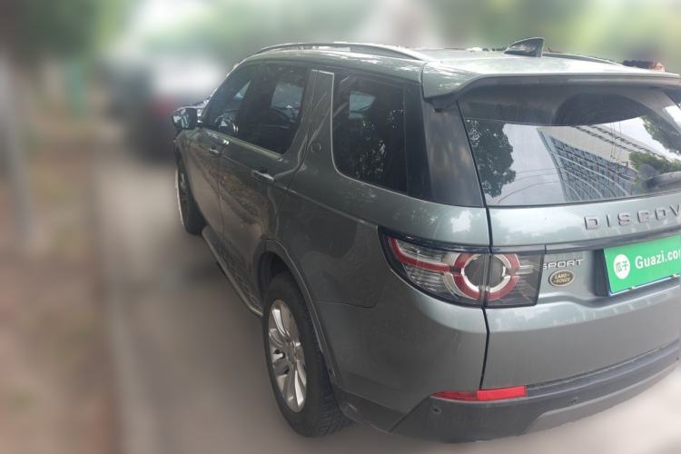 Used Land Rover Discovery Sport 2018 240 PS SE Version Rear Left 45 Deg