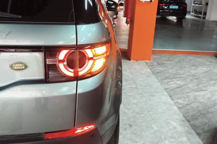 Used Land Rover Discovery Sport 2018 240 PS SE Version Right Rear Taillight