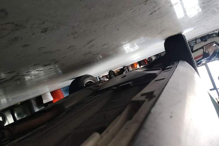 Used Land Rover Discovery Sport 2018 240 PS SE Version Right Side Sill