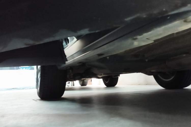 Used Land Rover Discovery Sport 2018 240 PS SE Version Right Side Sill
