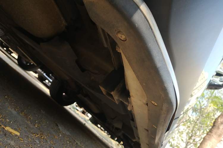 Used Land Rover Discovery Sport 2018 240 PS SE Version Right Side Sill