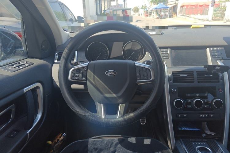 Used Land Rover Discovery Sport 2018 240 PS SE Version Steering Wheel