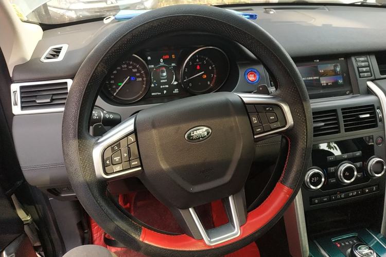 Used Land Rover Discovery Sport 2018 240 PS SE Version Steering Wheel
