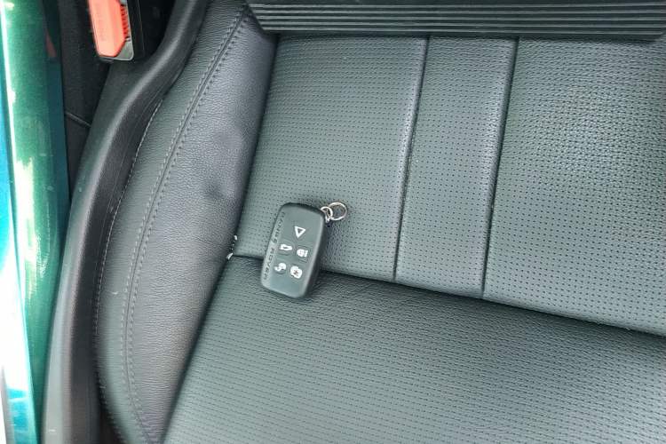 Used Land Rover Discovery Sport 2018 240 PS SE Version Vehicle Key
