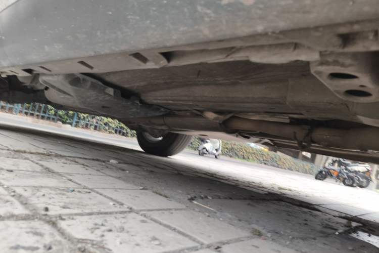 Used Land Rover Discovery Sport 2018 240 PS SE Version Chassis Front Right