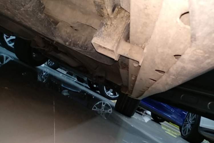 Used Land Rover Discovery Sport 2018 240 PS SE Version Right Side Sill
