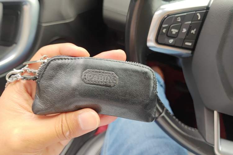 Used Land Rover Discovery Sport 2018 240 PS HSE Version Vehicle Key