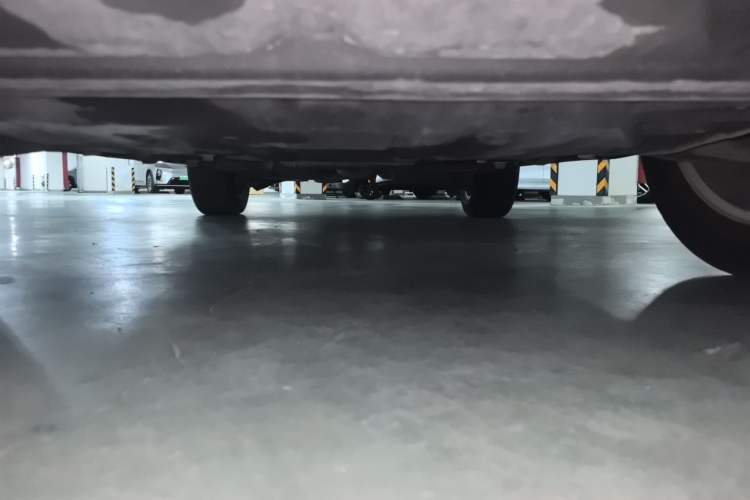 Used Land Rover Discovery Sport 2018 240 PS SE Version Chassis Front
