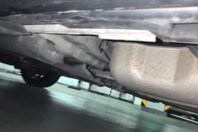 Used Land Rover Discovery Sport 2018 240 PS SE Version Chassis Rear Left