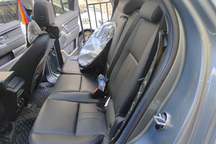 Used Land Rover Discovery Sport 2018 240 PS HSE Version Left Rear Seat