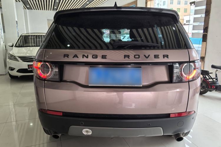 Used Land Rover Discovery Sport 2018 240 PS SE Version Exterior 4