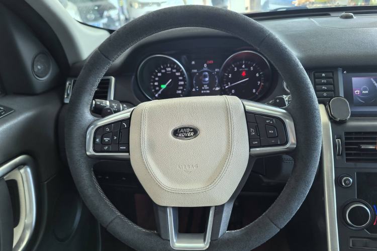 Used Land Rover Discovery Sport 2018 240 PS SE Version Interior 2