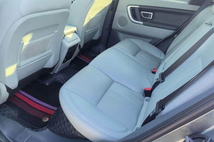 Used Land Rover Discovery Sport 2018 240 PS SE Version Left Rear Seat