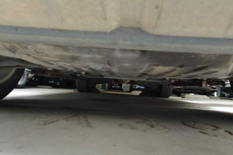 Used Land Rover Discovery Sport 2018 240 PS SE Version Chassis Front