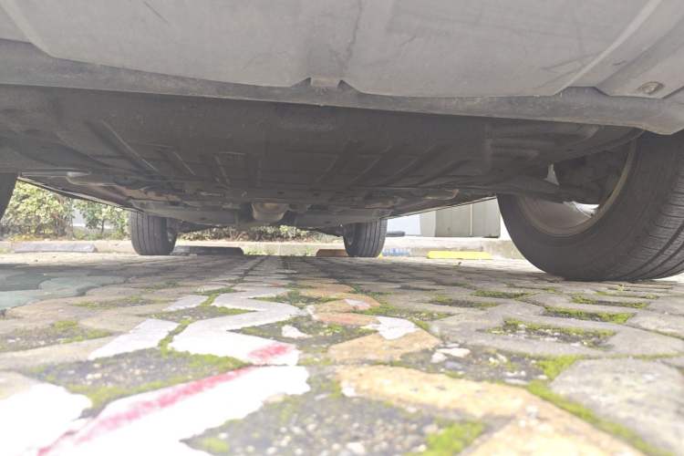 Used Land Rover Discovery Sport 2018 240 PS SE Version Chassis Front