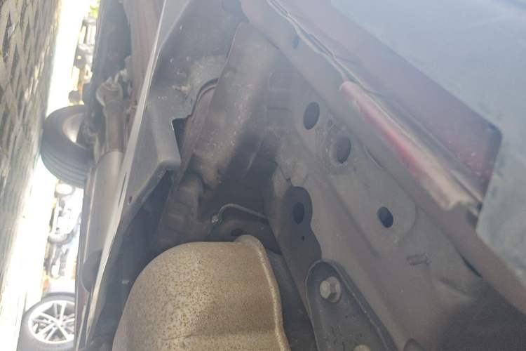 Used Land Rover Discovery Sport 2018 240 PS SE Version Chassis Rear Left