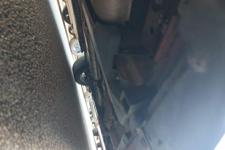 Used Land Rover Discovery Sport 2018 240 PS HSE Version Chassis Rear Right