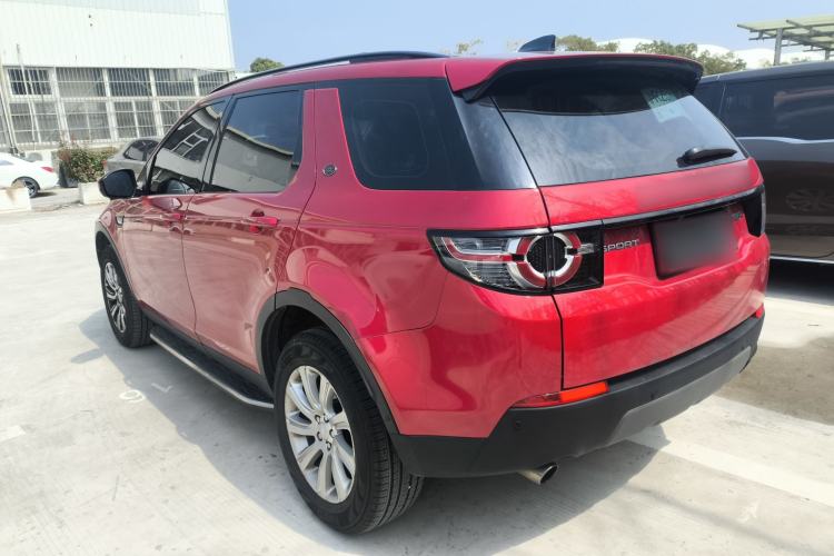 Used Land Rover Discovery Sport 2018 240 PS SE Version Exterior 2