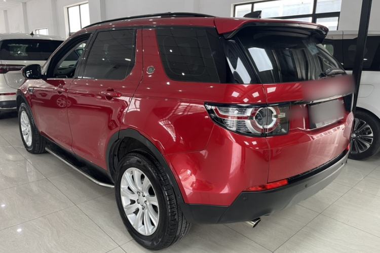 Used Land Rover Discovery Sport 2018 240 PS SE Version Exterior 4