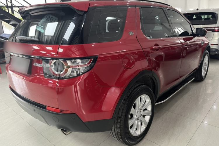 Used Land Rover Discovery Sport 2018 240 PS SE Version Exterior 6
