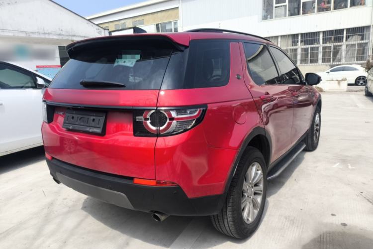 Used Land Rover Discovery Sport 2018 240 PS SE Version Rear Right 45 Deg